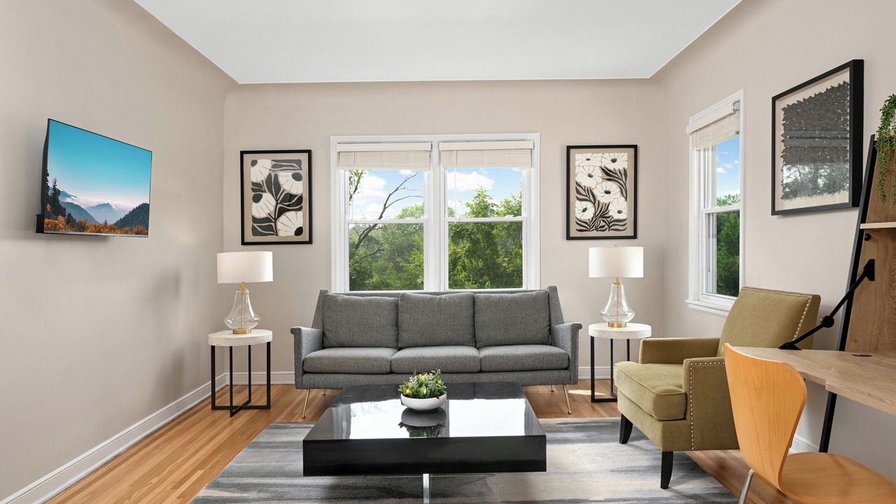 Photo of Livingroom in Southwest Minneapolis