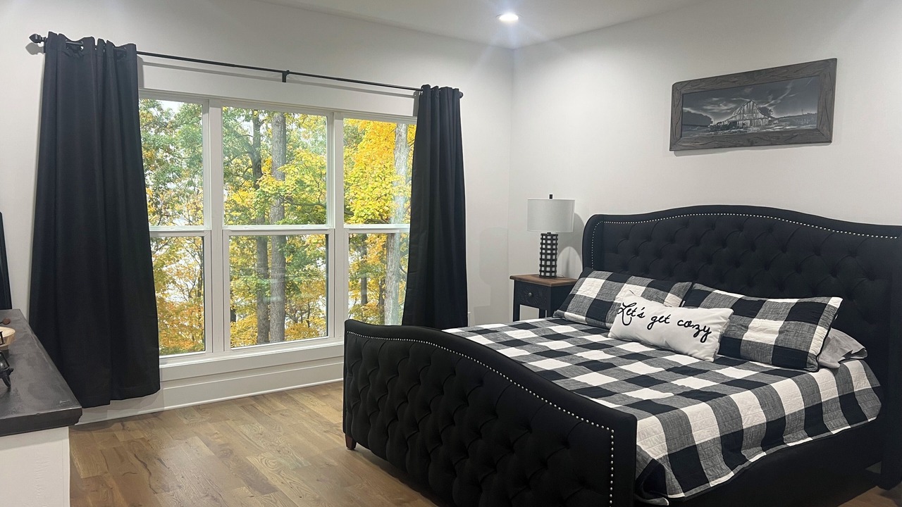 Photo of Bedroom in Scottsville