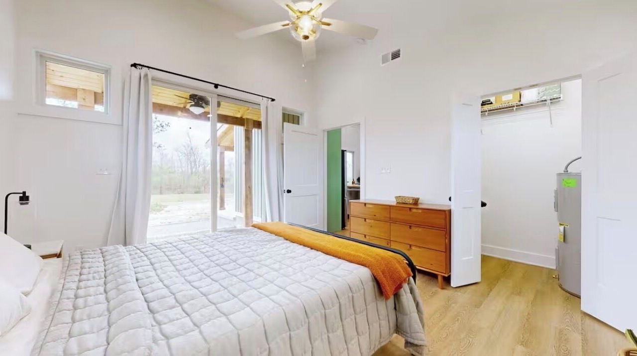Photo of Bedroom in Hopkinsville