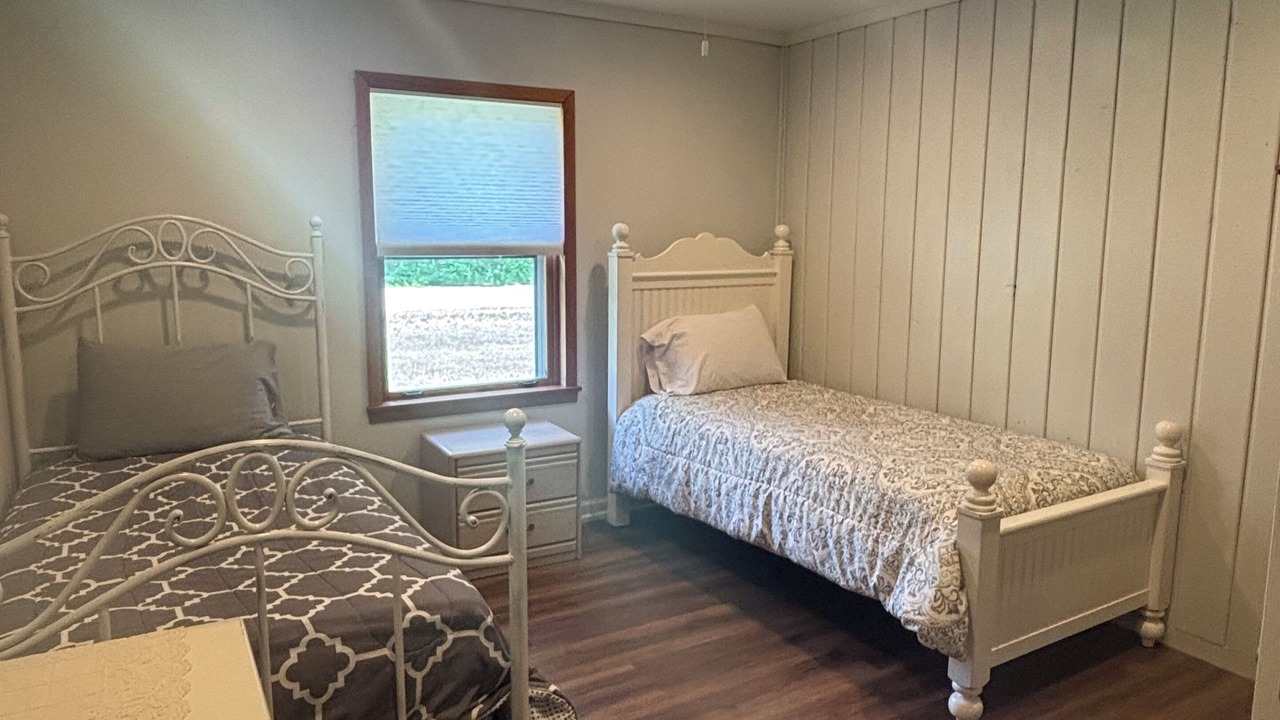 Photo of Bedroom in Holcombe
