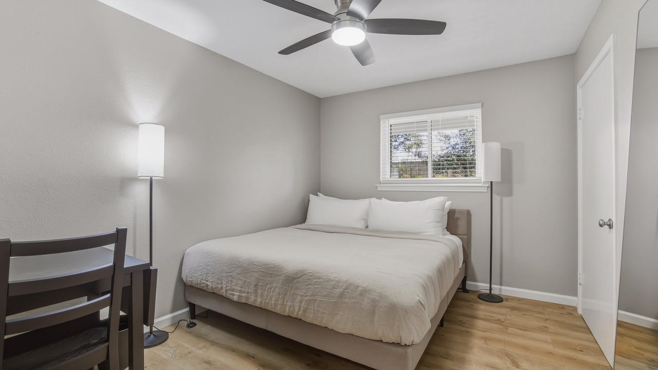 Photo of Bedroom in Highlands - Perkins