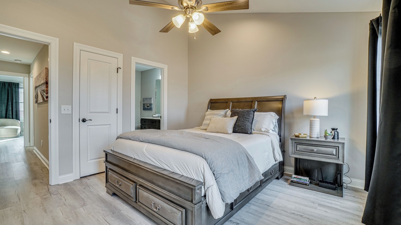 Photo of Bedroom in White Bluff