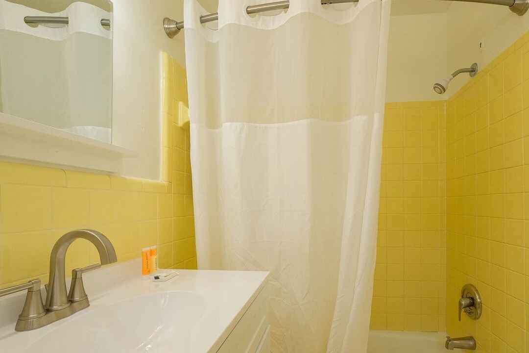 Photo of Bathroom in Ocracoke