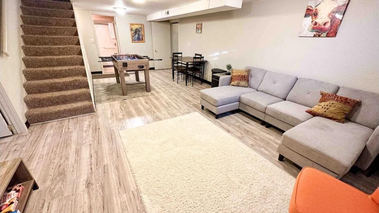 Photo of Livingroom in Nauvoo