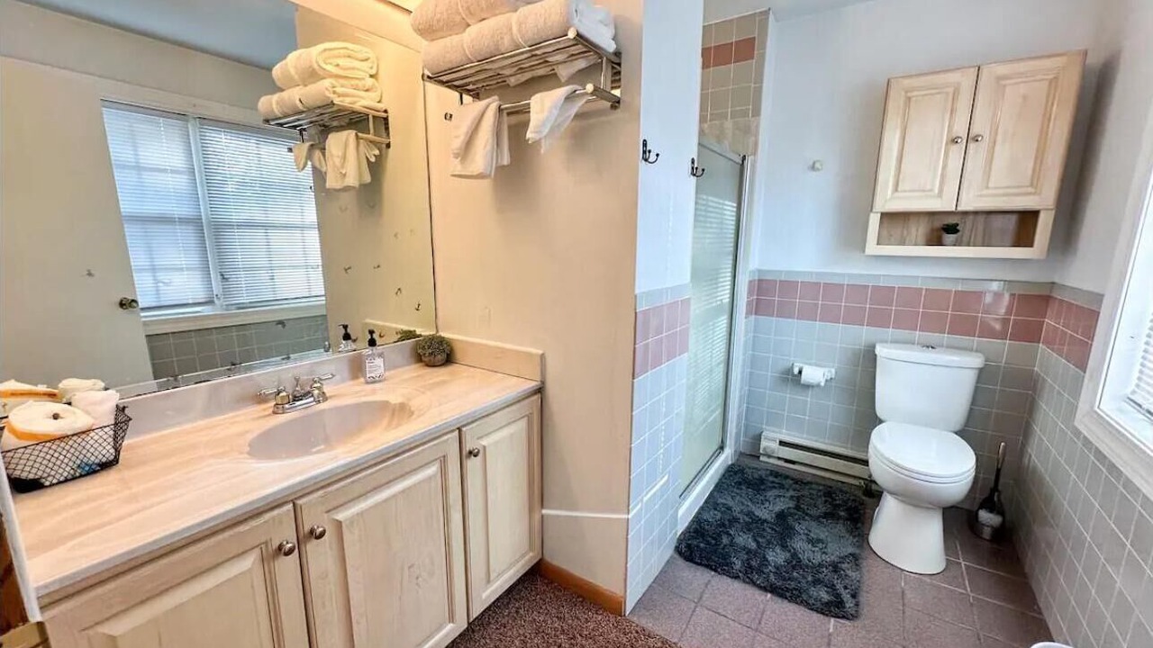 Photo of Bathroom in Nauvoo