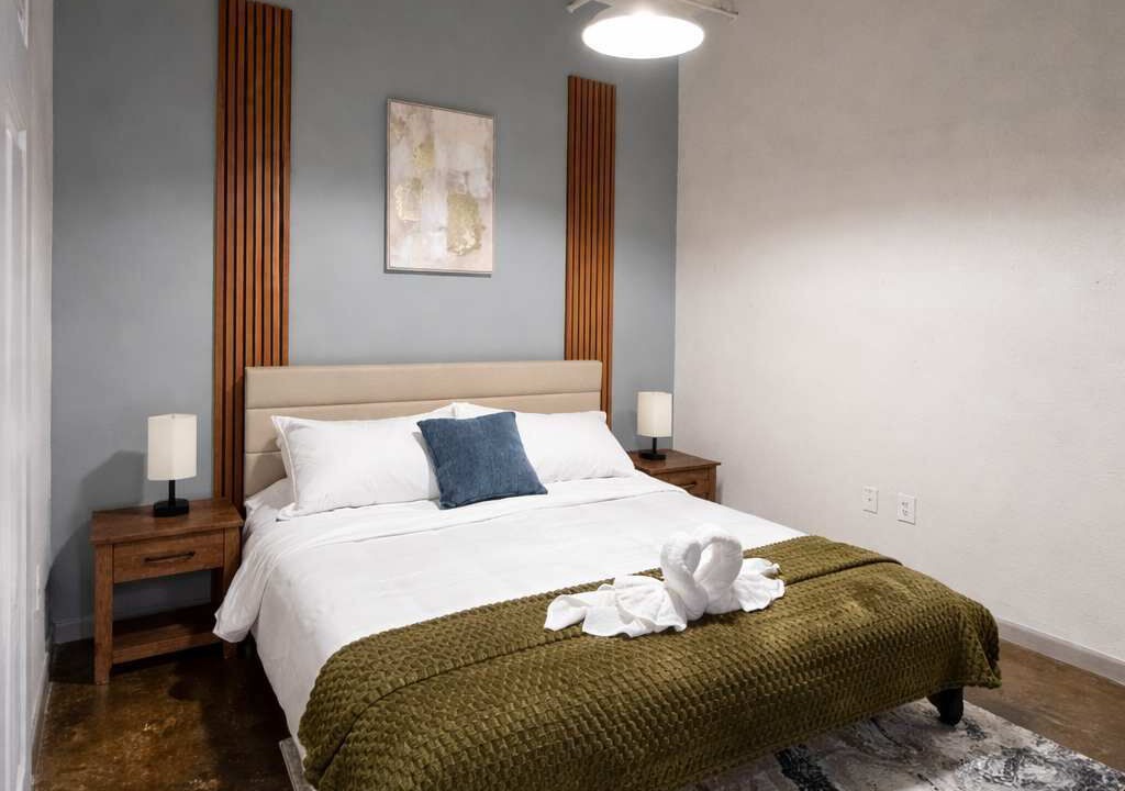 Photo of Bedroom in River Market