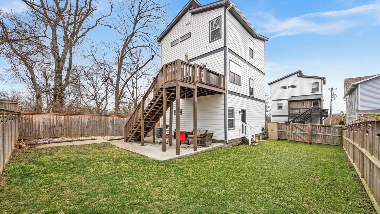 Photo of Patio Balcony in Urbandale Nations