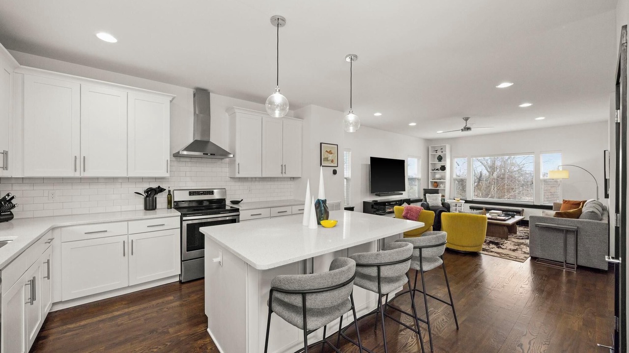 Photo of Kitchen in Urbandale Nations