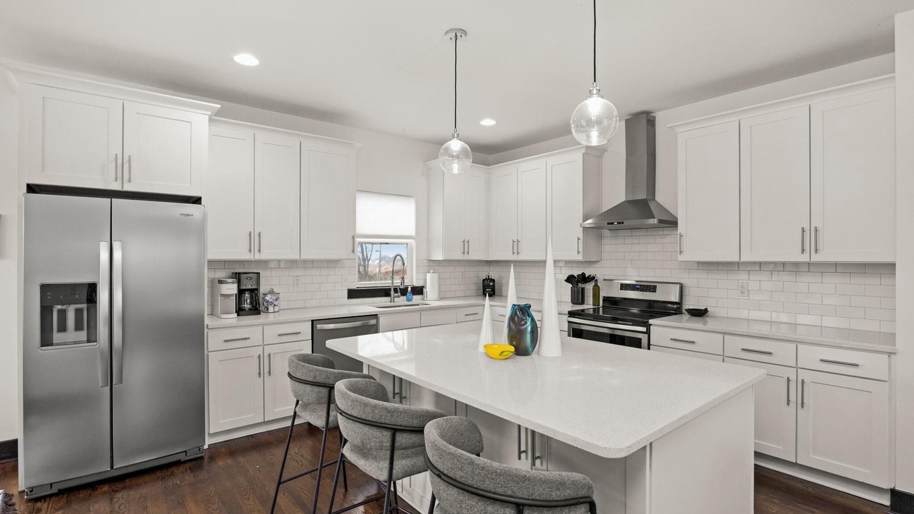 Photo of Kitchen in Urbandale Nations
