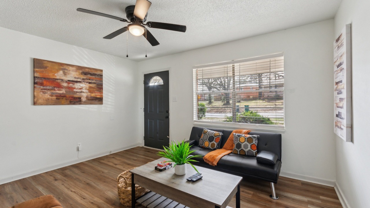 Photo of Livingroom in Little Rock