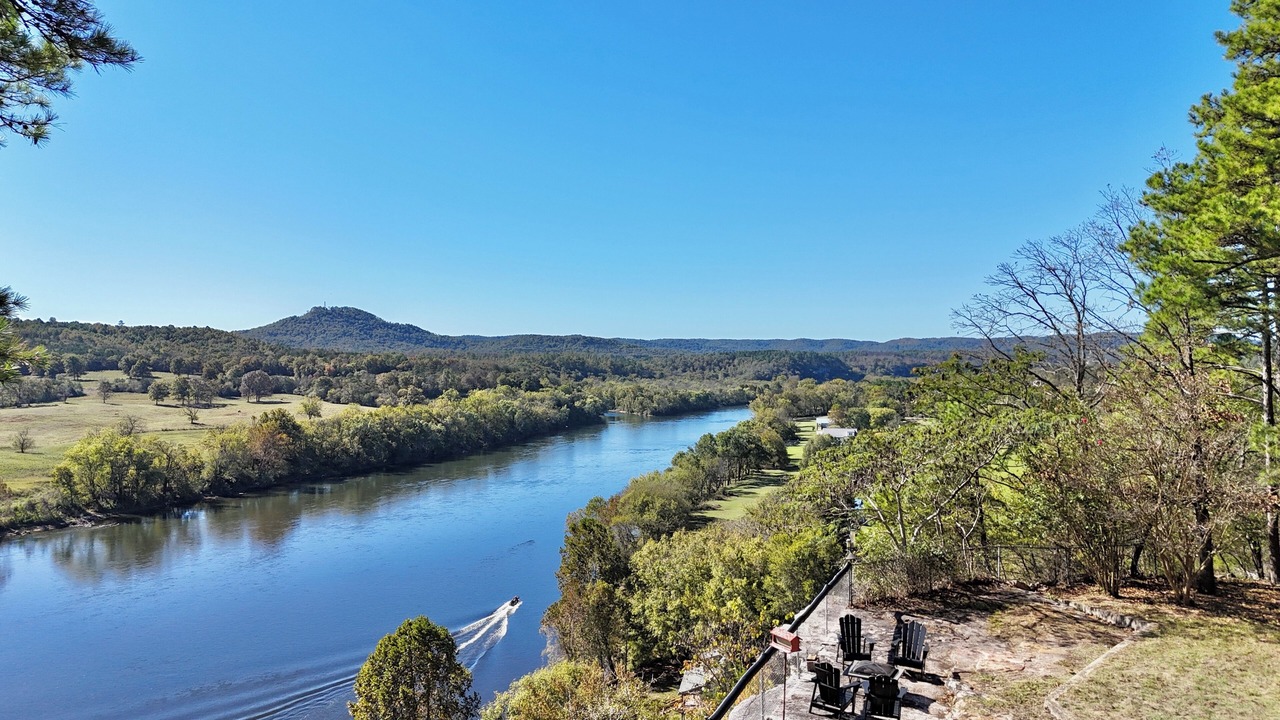 Photo of Others in Calico Rock