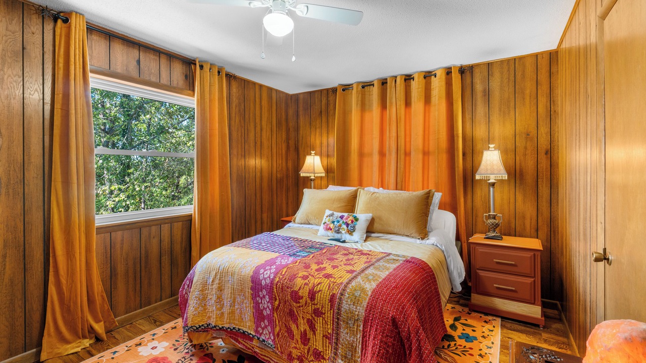 Photo of Bedroom in Calico Rock