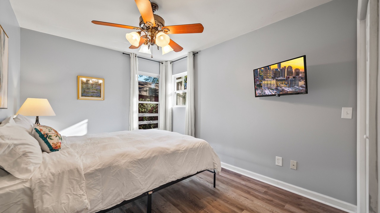 Photo of Bedroom in Opryland
