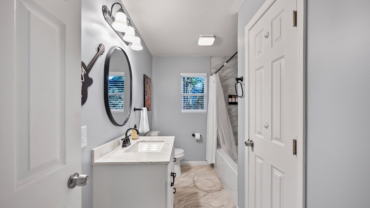 Photo of Bathroom in Opryland