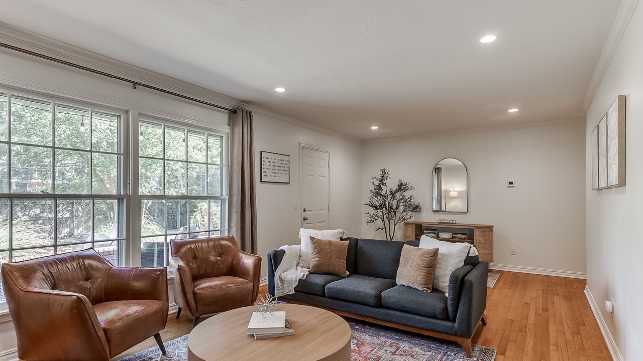 Photo of Livingroom in Central Oklahoma City