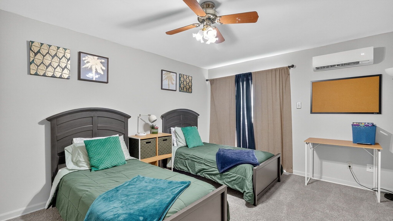 Photo of Bedroom in Maryville