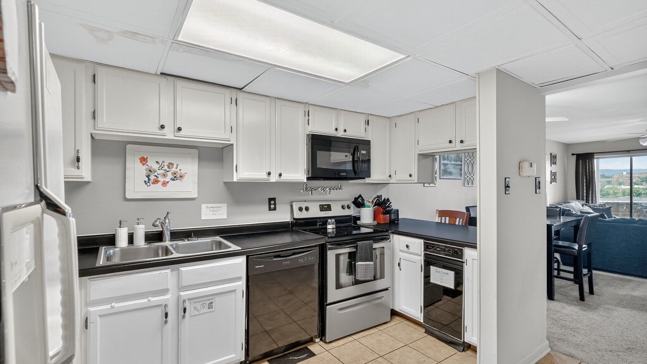 Photo of Kitchen in Maryville