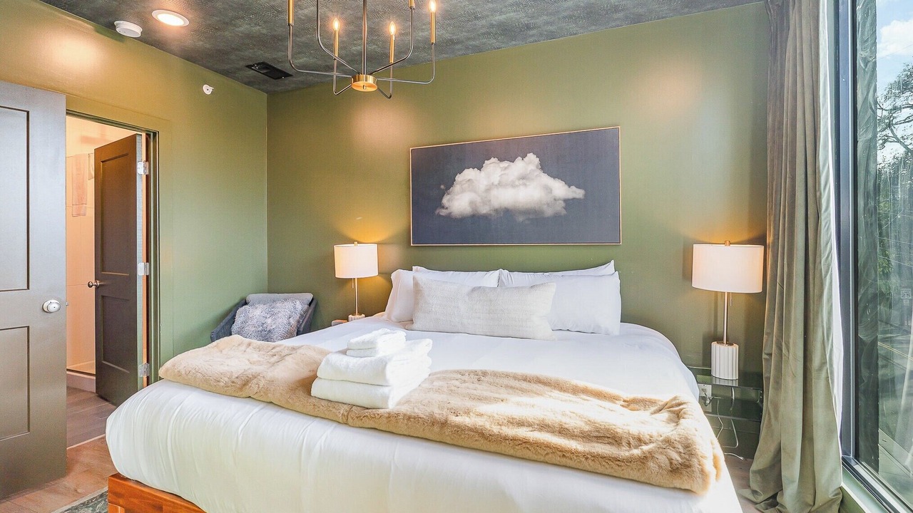 Photo of Bedroom in Music Row
