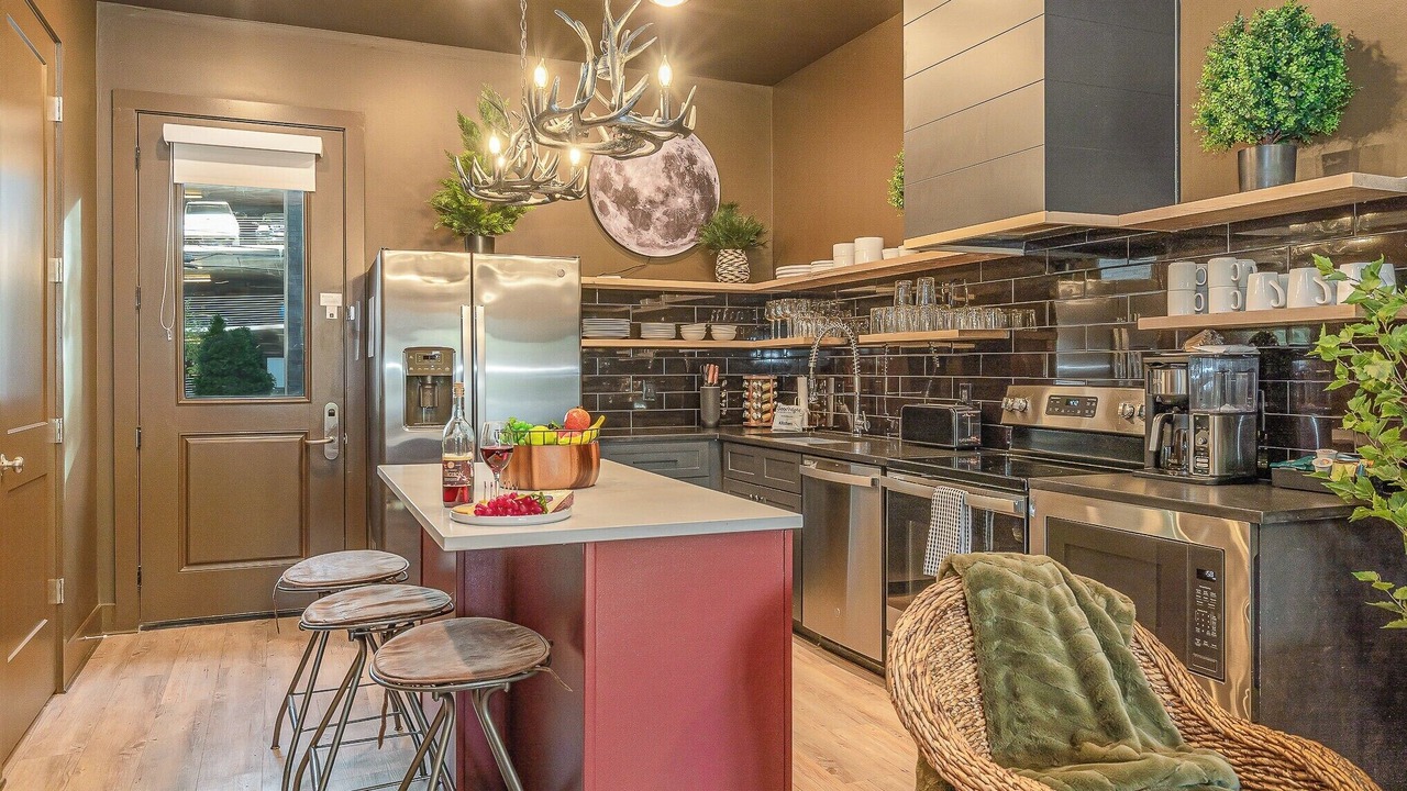 Photo of Kitchen in Music Row
