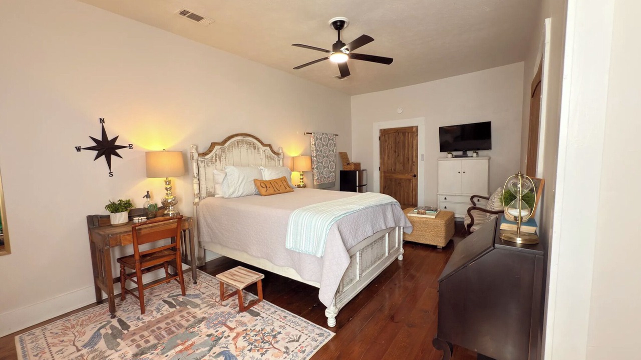 Photo of Bedroom in Natchez