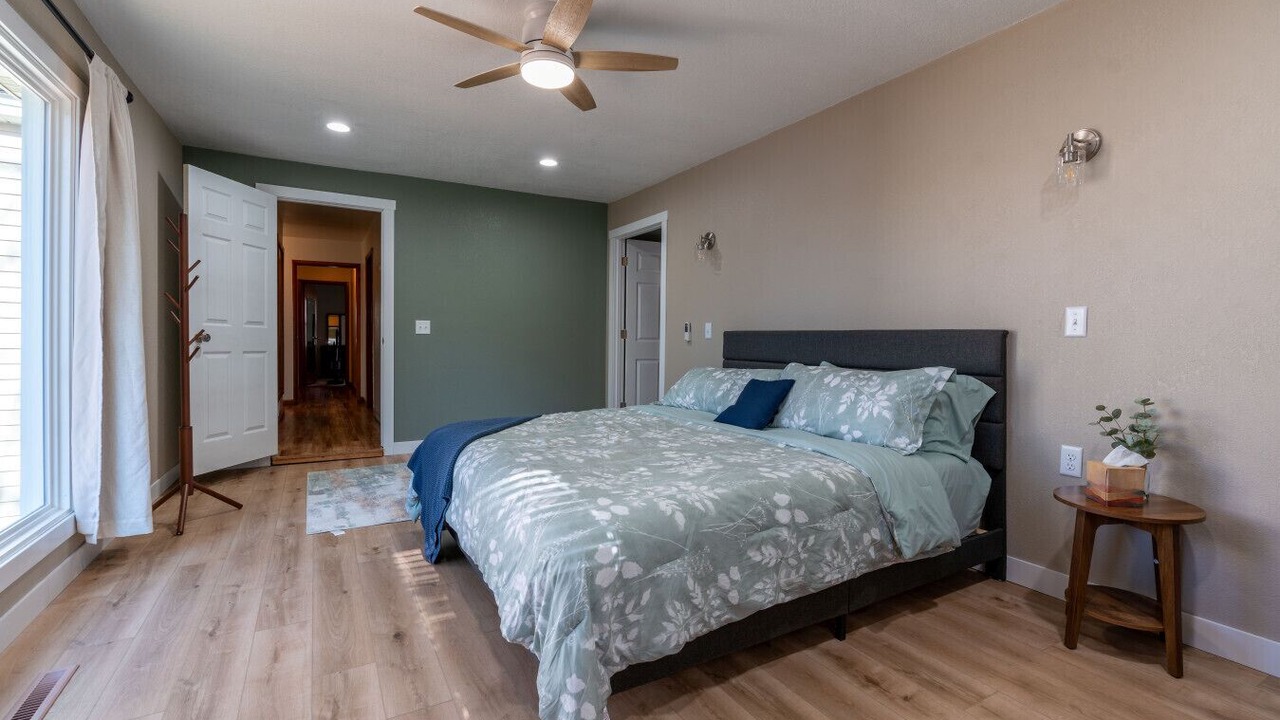 Photo of Bedroom in Seymour