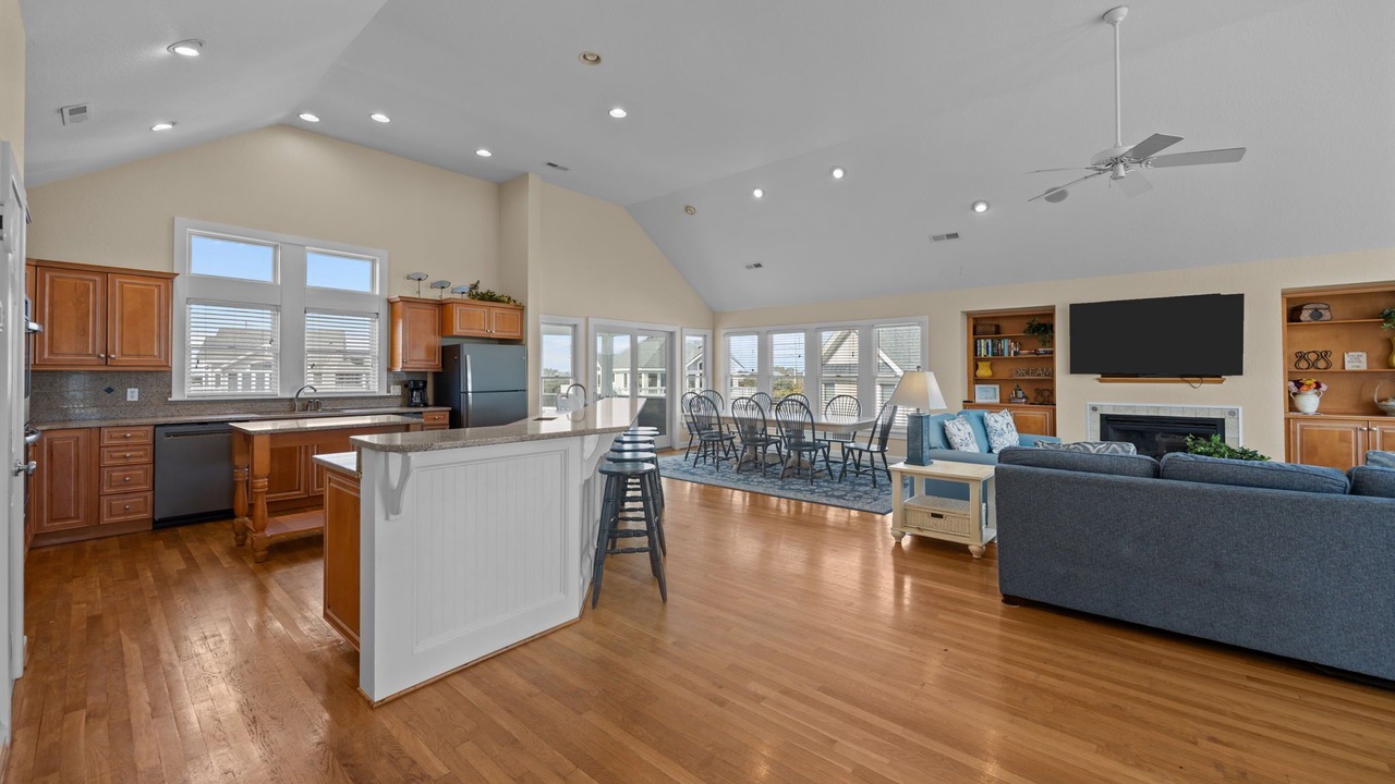 Photo of Livingroom in Ocean Isle Estates