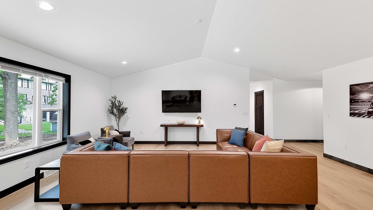 Photo of Bedroom in Ashwaubenon