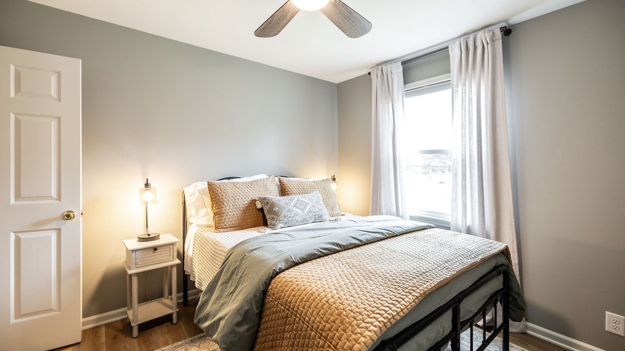 Photo of Bedroom in Gallatin