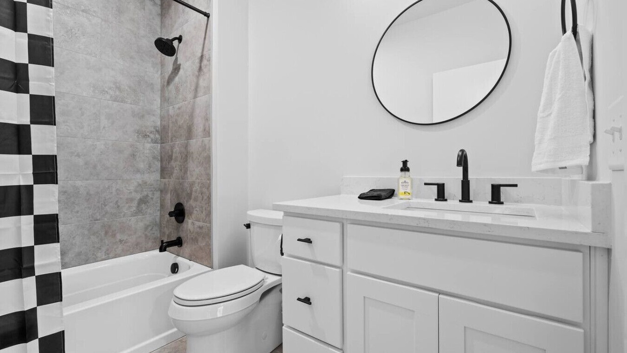 Photo of Bathroom in Talbot's Corner