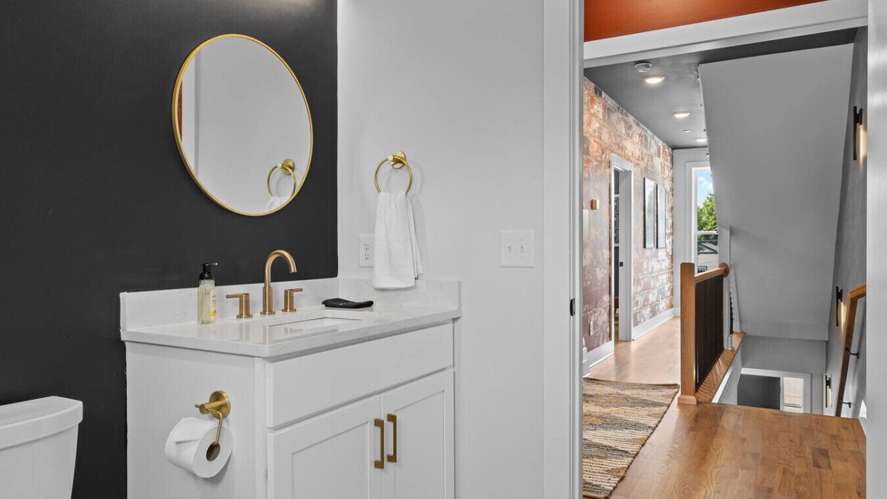 Photo of Bathroom in Talbot's Corner