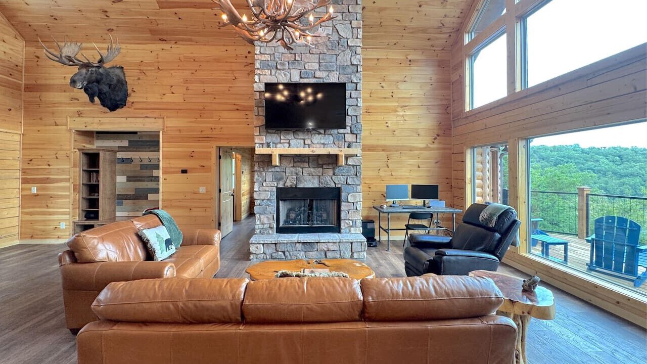 Photo of Livingroom in Sylvan Shores