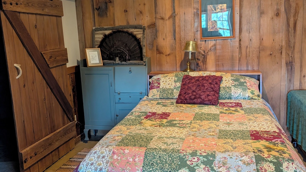 Photo of Bedroom in Coon Valley