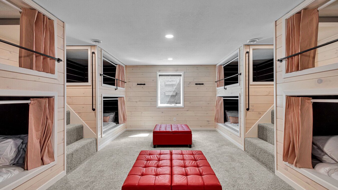 Photo of Bedroom in Nekoosa
