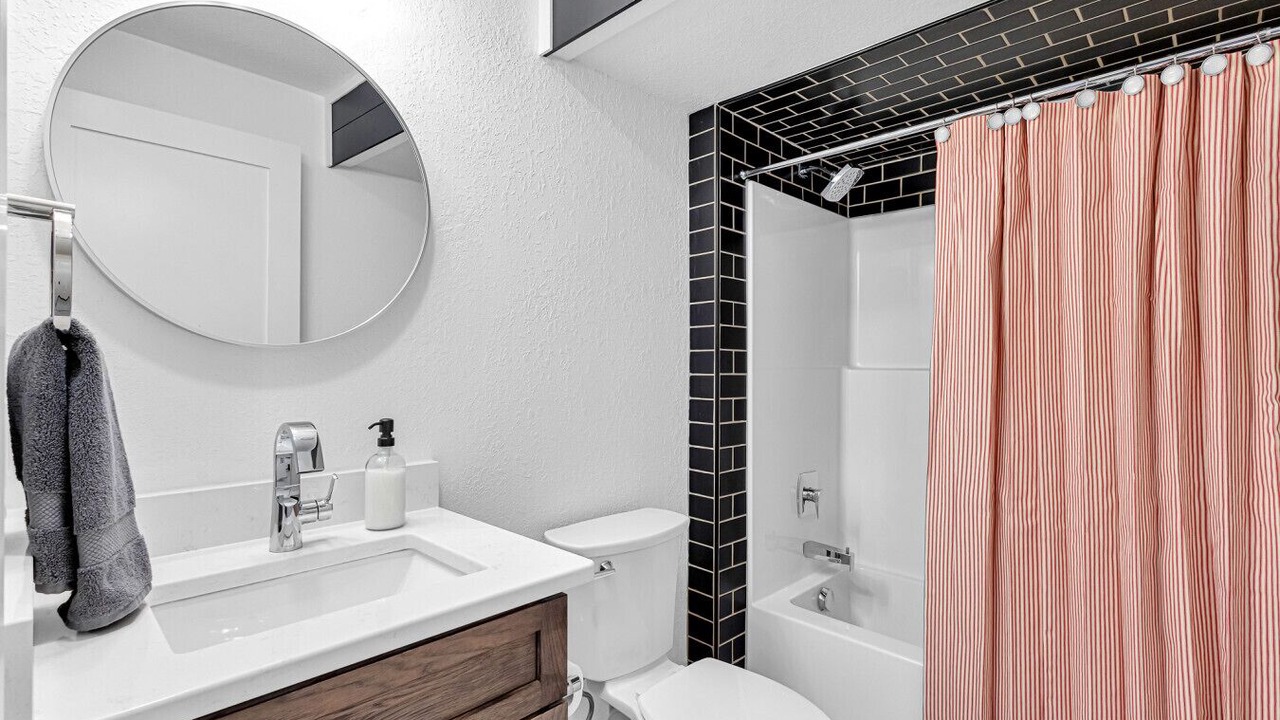 Photo of Bathroom in Nekoosa