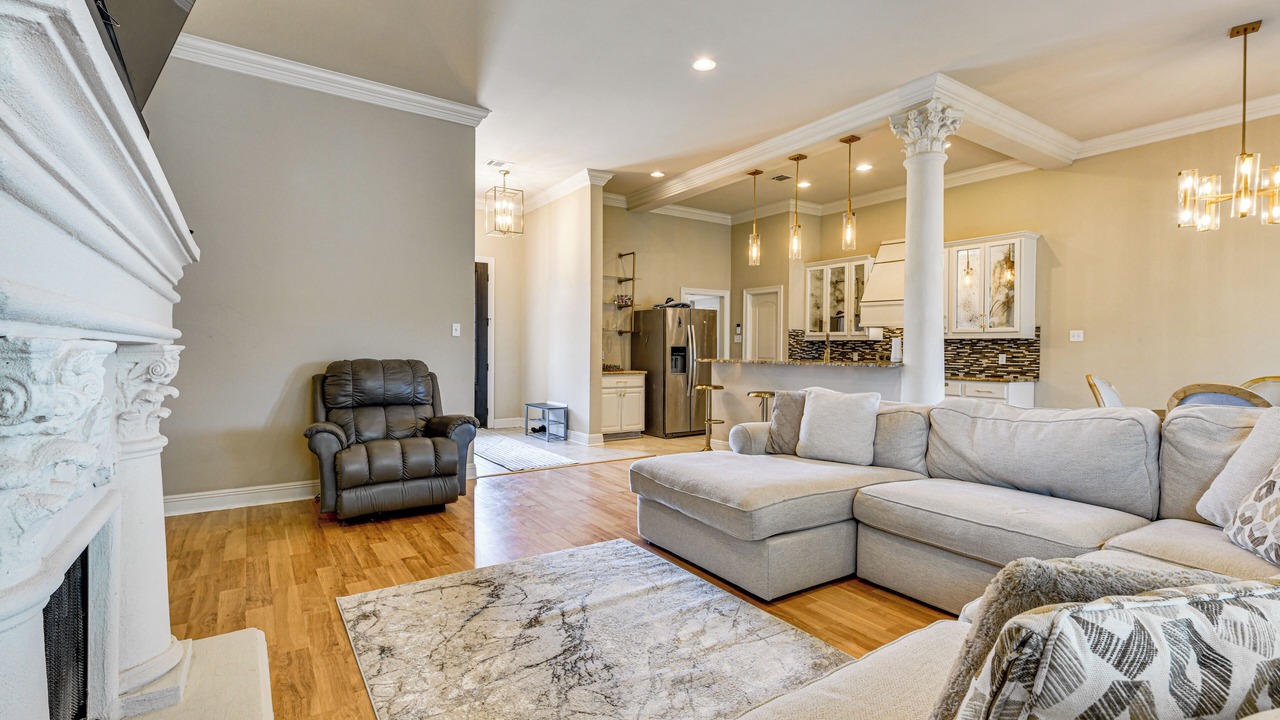 Photo of Livingroom in Denham Springs