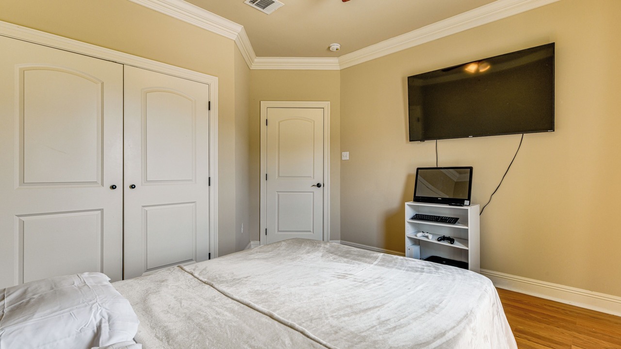 Photo of Bedroom in Denham Springs