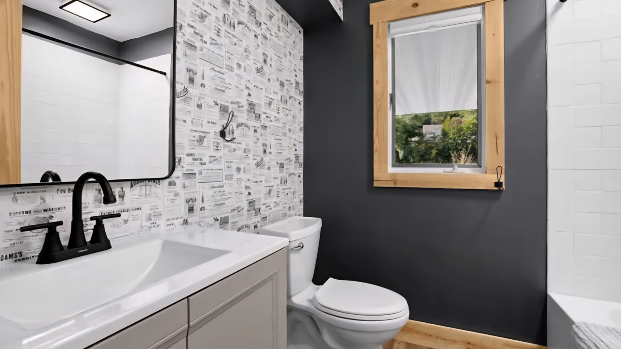 Photo of Bathroom in Marshland