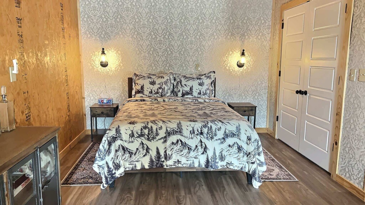 Photo of Bedroom in Eureka Springs