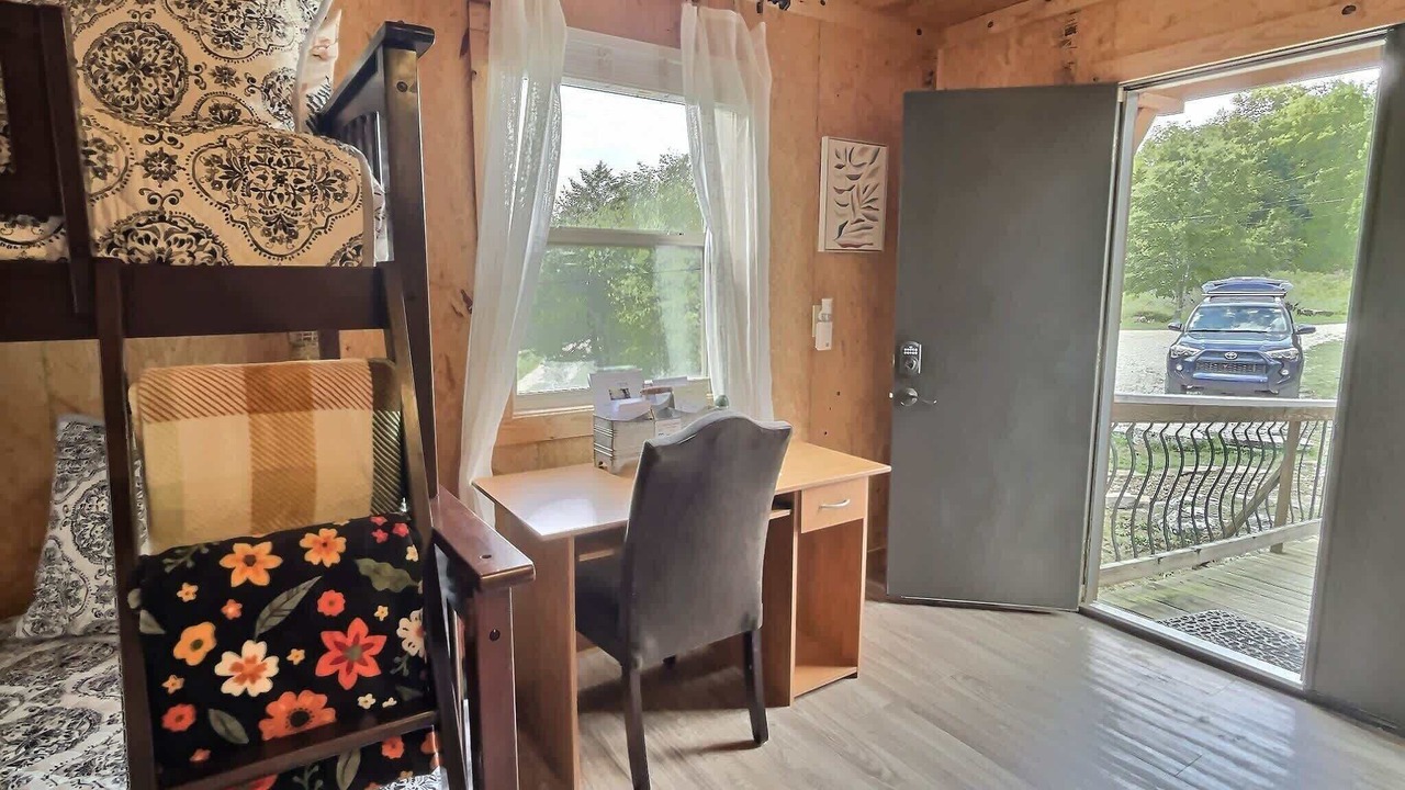 Photo of Bedroom in Eureka Springs