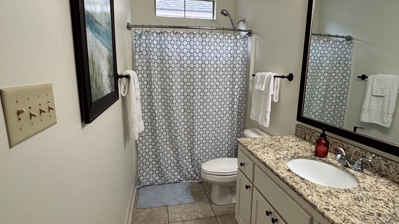 Photo of Bathroom in Highlands - Perkins