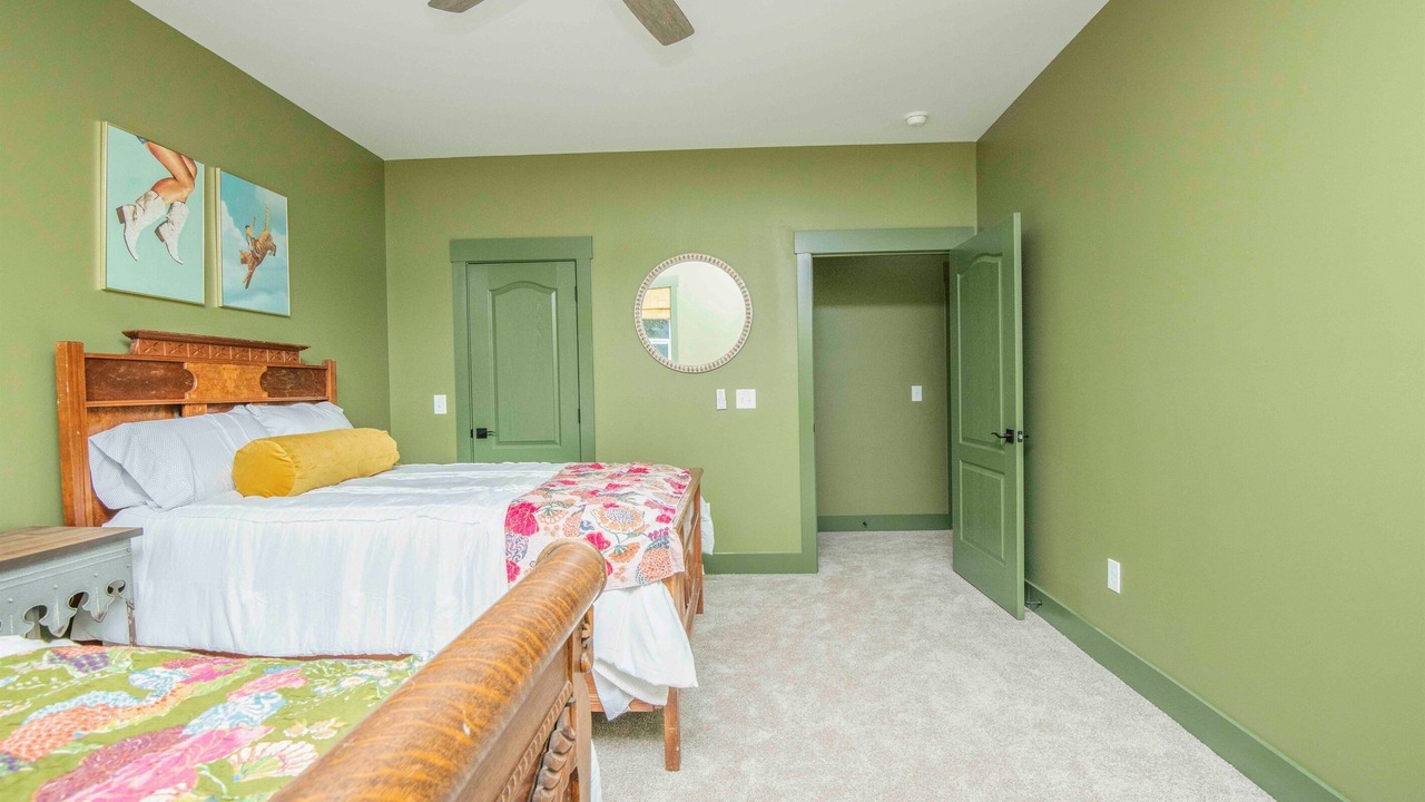 Photo of Bedroom in Loudon