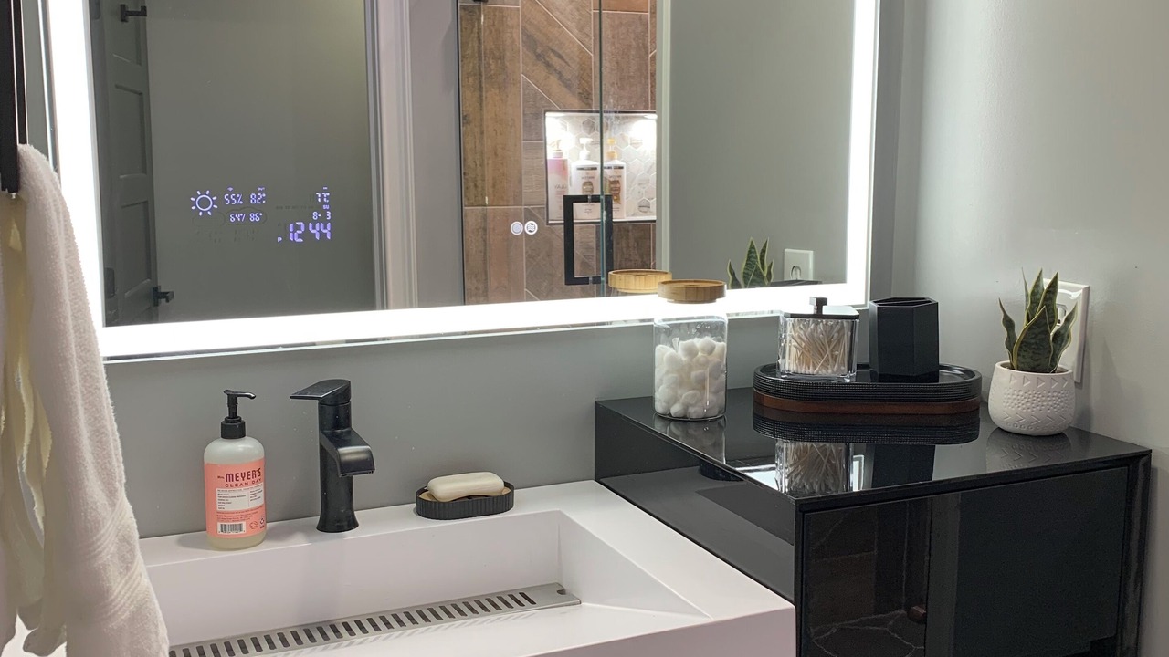 Photo of Bathroom in Horseshoe Lake
