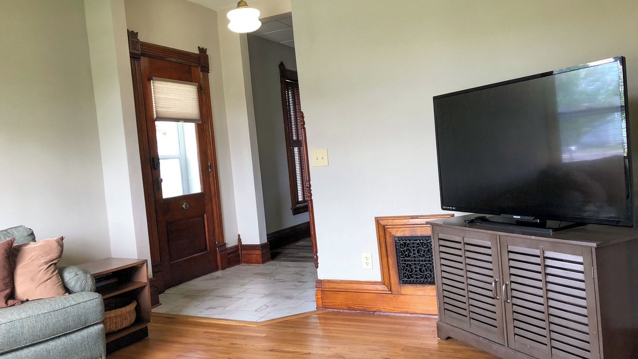 Photo of Livingroom in Monona