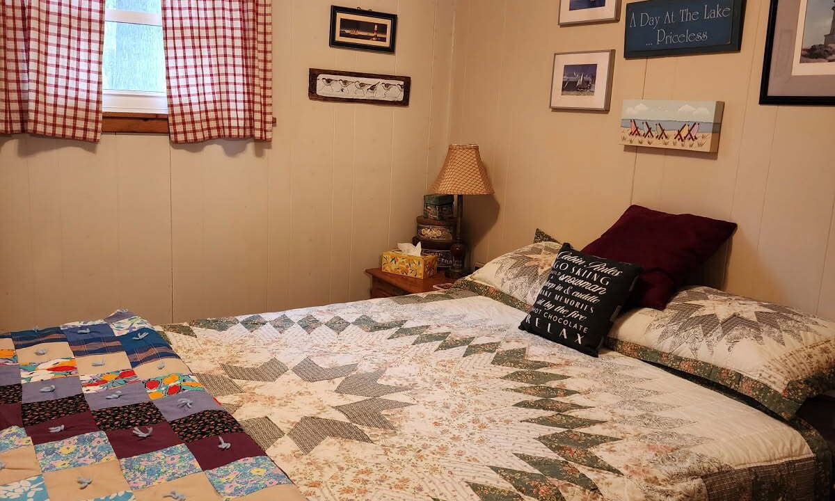 Photo of Bedroom in Holcombe
