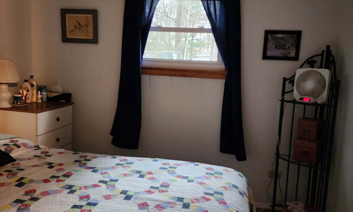 Photo of Bedroom in Holcombe