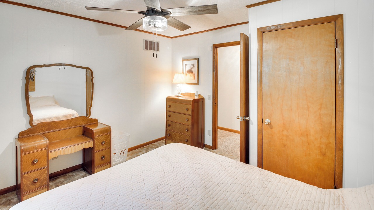 Photo of Bedroom in Burkesville