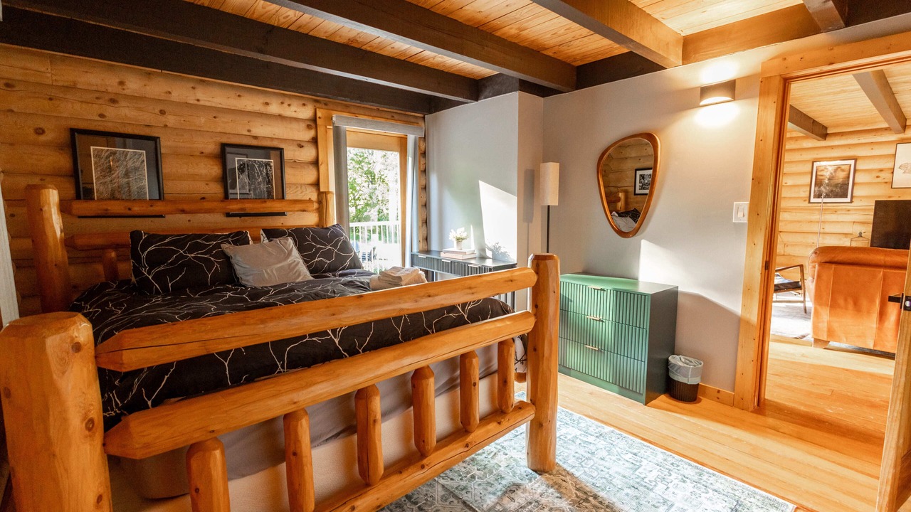 Photo of Bedroom in Sullivan