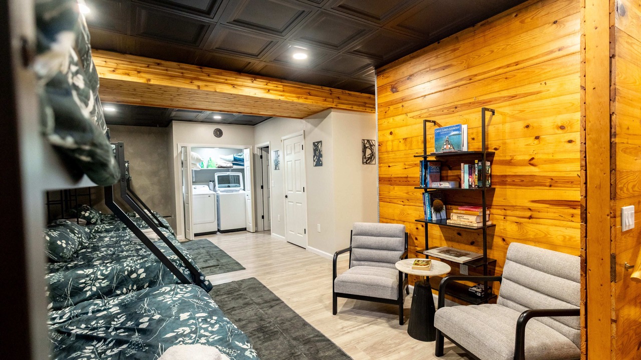 Photo of Bedroom in Sullivan
