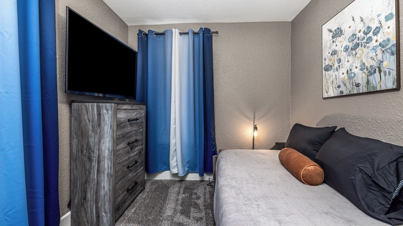 Photo of Bedroom in Dubuque