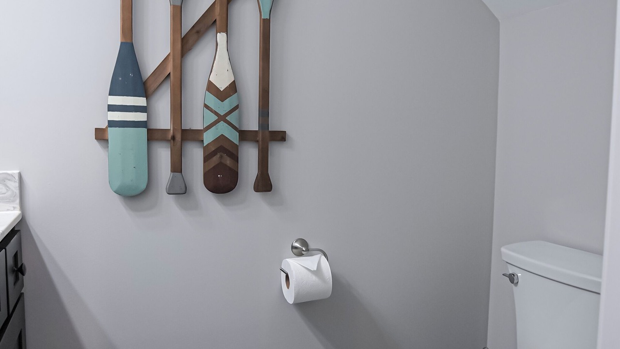 Photo of Bathroom in White Bluff